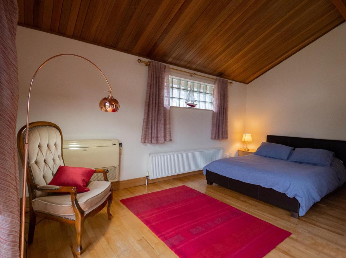 Surlingham Lodge Studio Large Family Cottage NWI Kültér fotó
