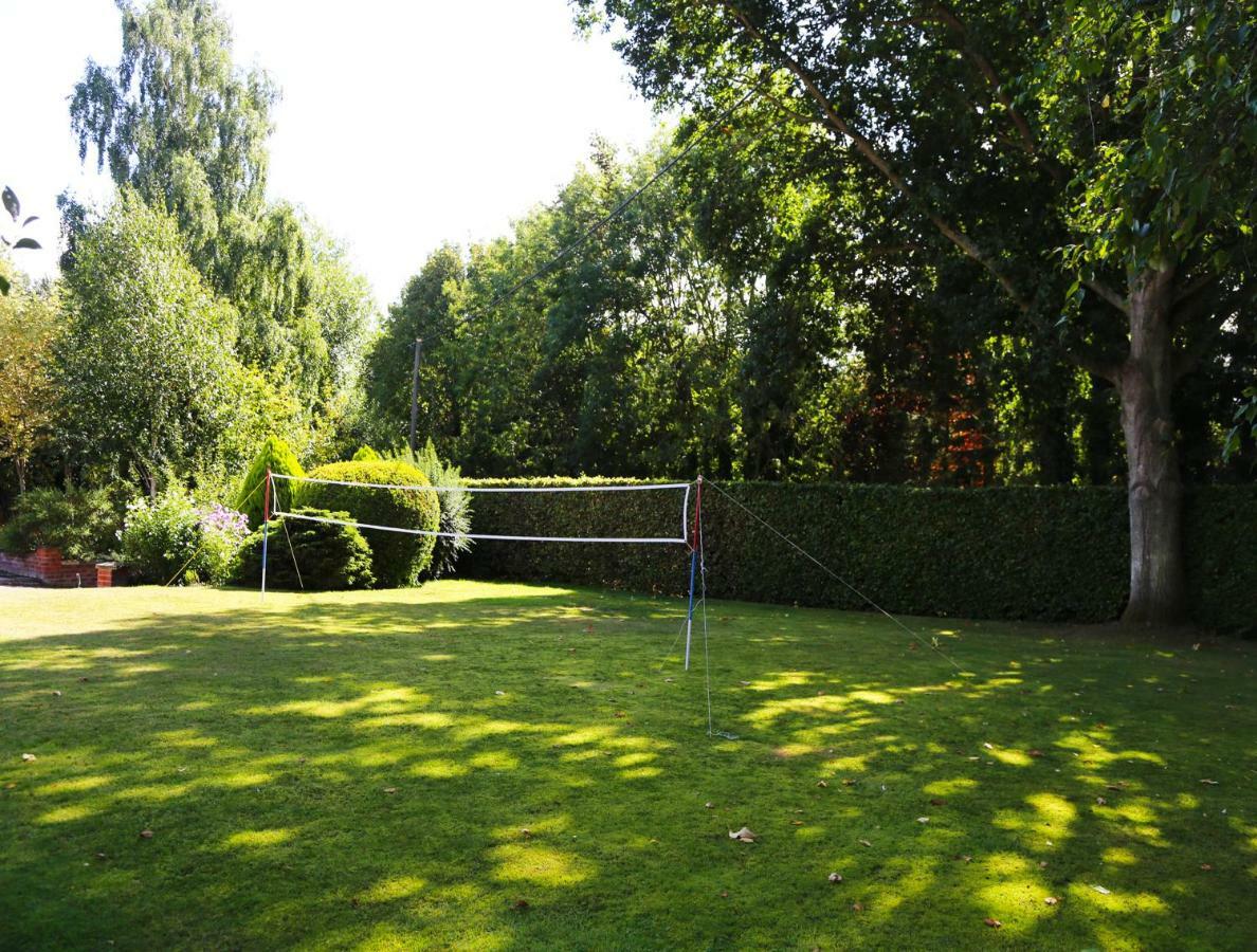 Surlingham Lodge Studio Large Family Cottage NWI Kültér fotó